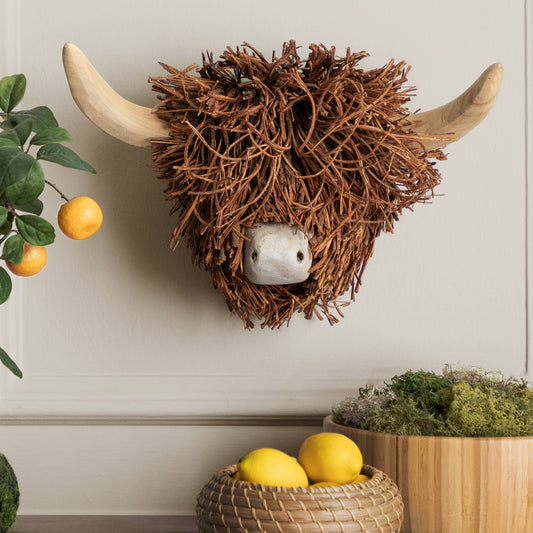 Hewie Highland Cow Wall Mounted Hand Crafted Sculpture: Brown / 30 x 47 x 20cm